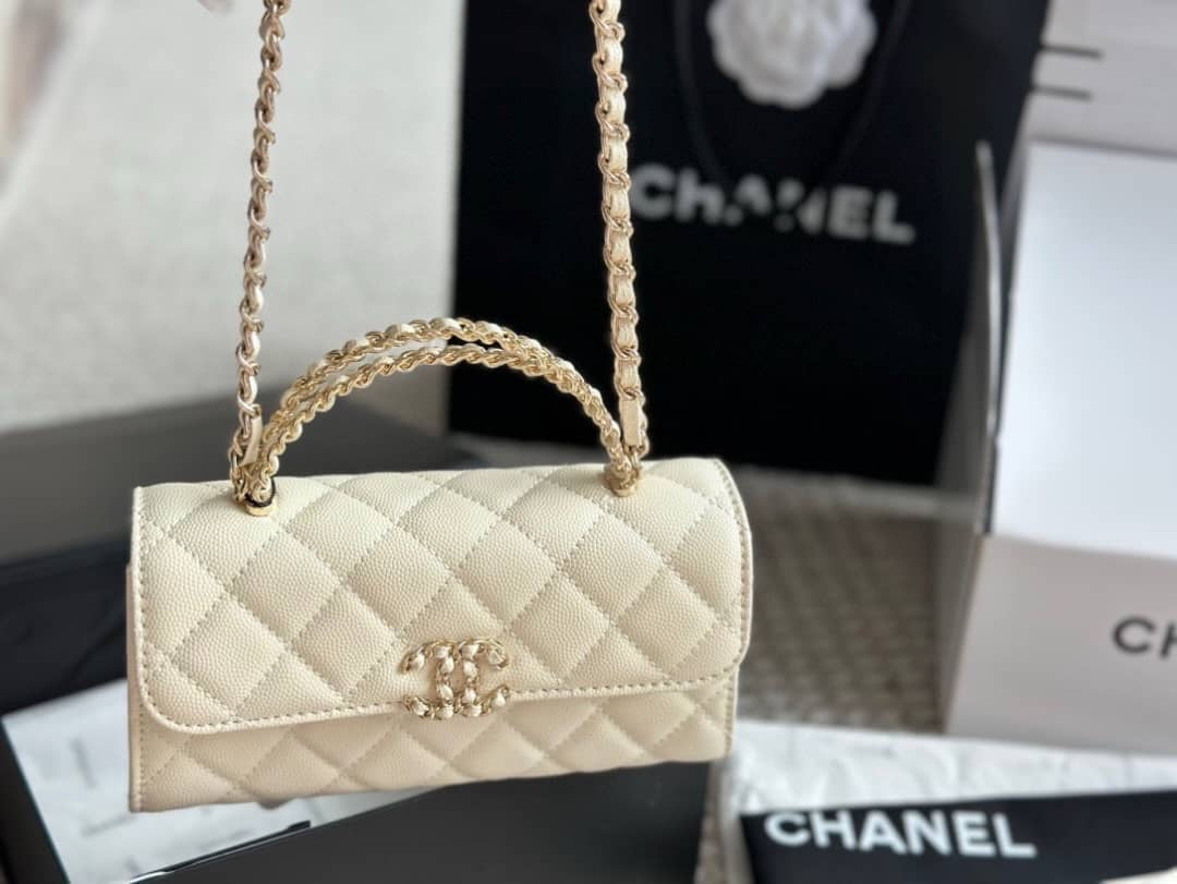 Chanel Top handle - Image 6