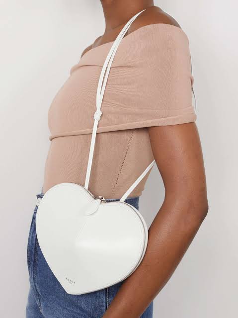 Alaia Heart bag - Image 8