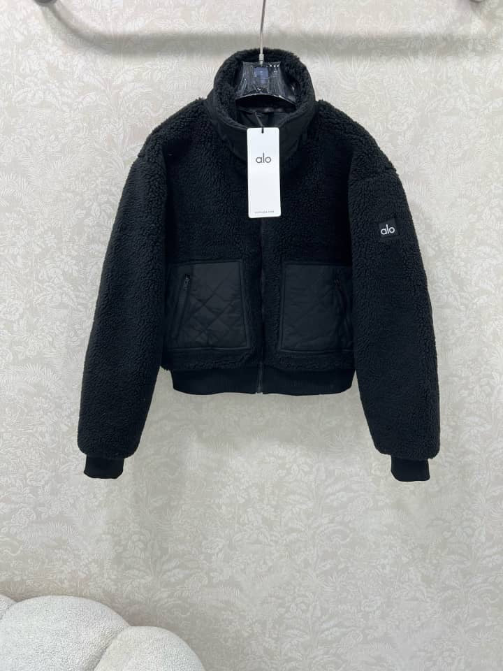 Alo Teddy jacket - Image 3