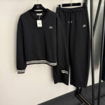 Alo Sweat Suit - Image 3