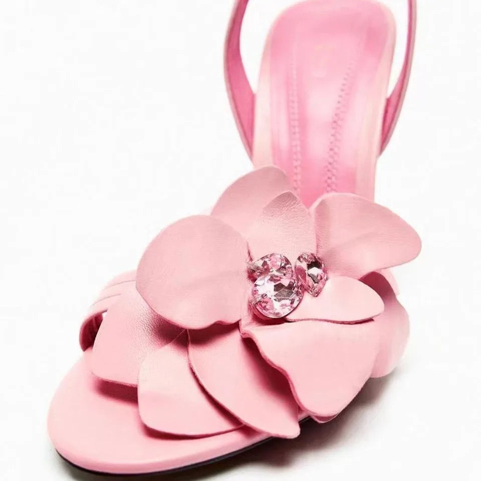 Zara Flower heels - Image 4